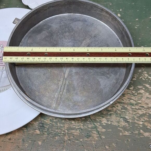 Bundle Cake separator plates, pillars, pans for Weddings, & special events - Picture 9 of 13